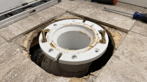 type of toilet drains